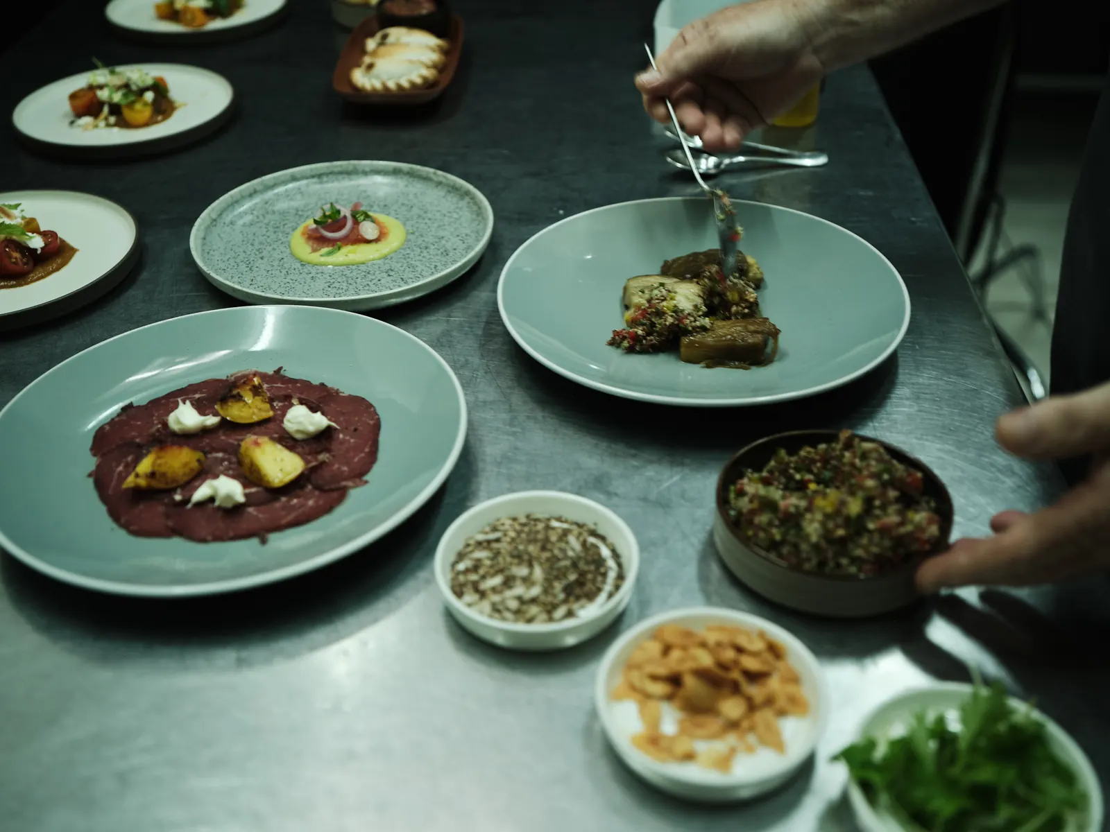 Cocinar con lo que da la tierra: el regreso a los sabores reales